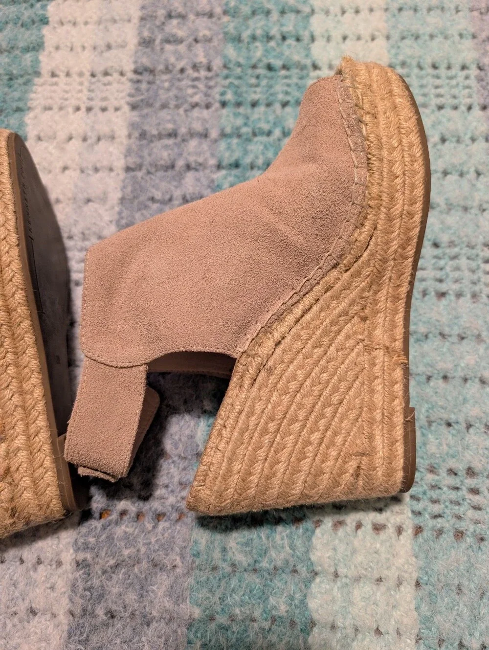Kenneth Cole Olivia Taupe Espadrille Wedge Sandals with Ankle Strap Size 8
